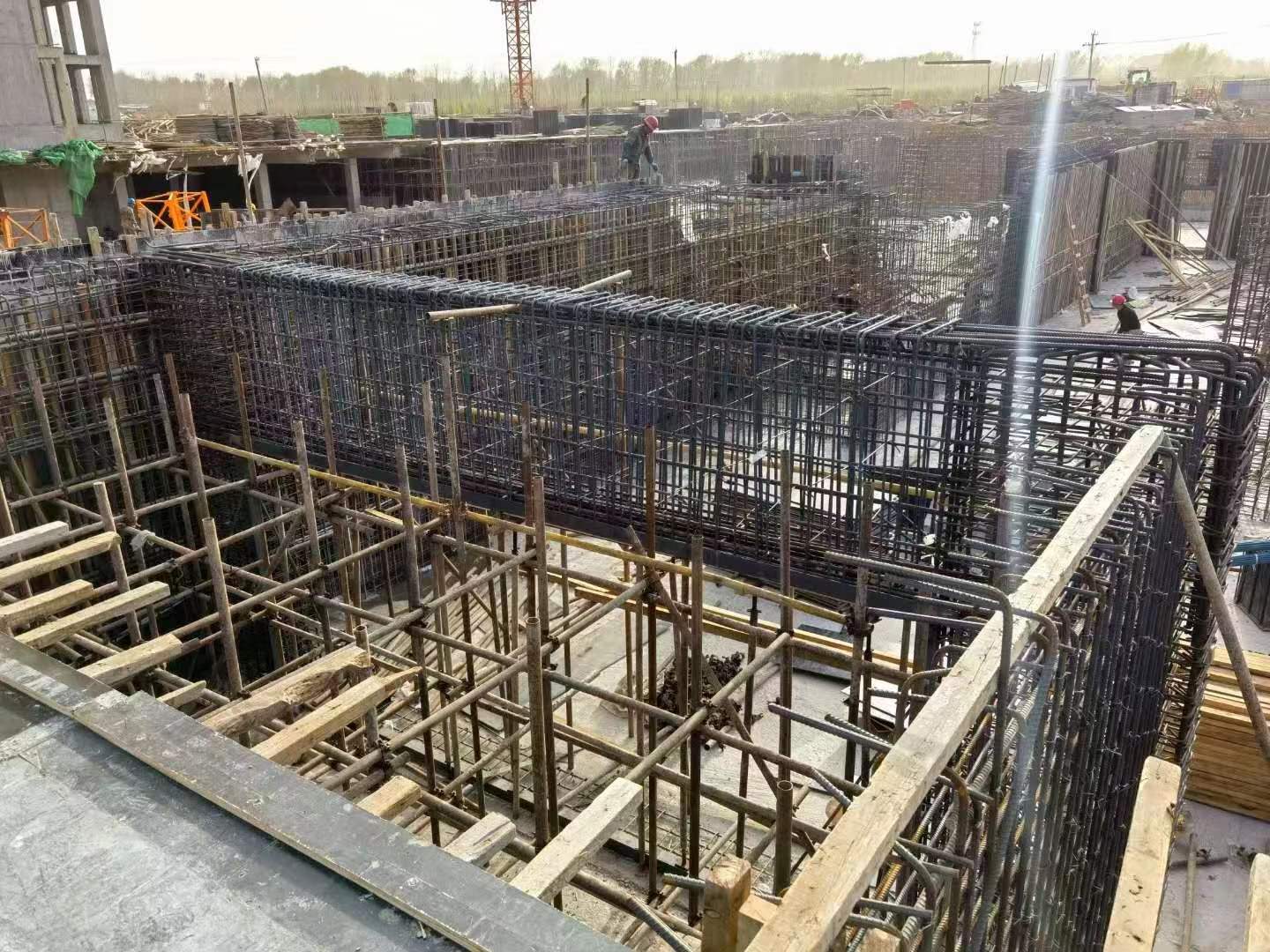 重庆建筑基础筏板施工时混凝土有哪些常见问题?